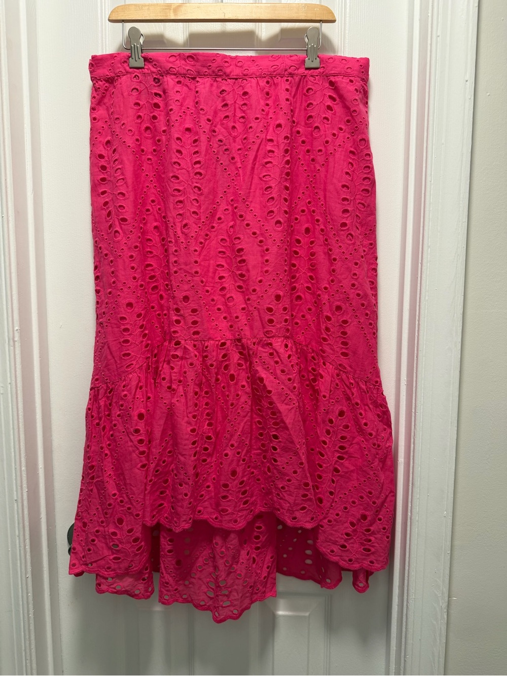 Banana Republic Hot Pink Eyelet High-Low Tiered Skirt